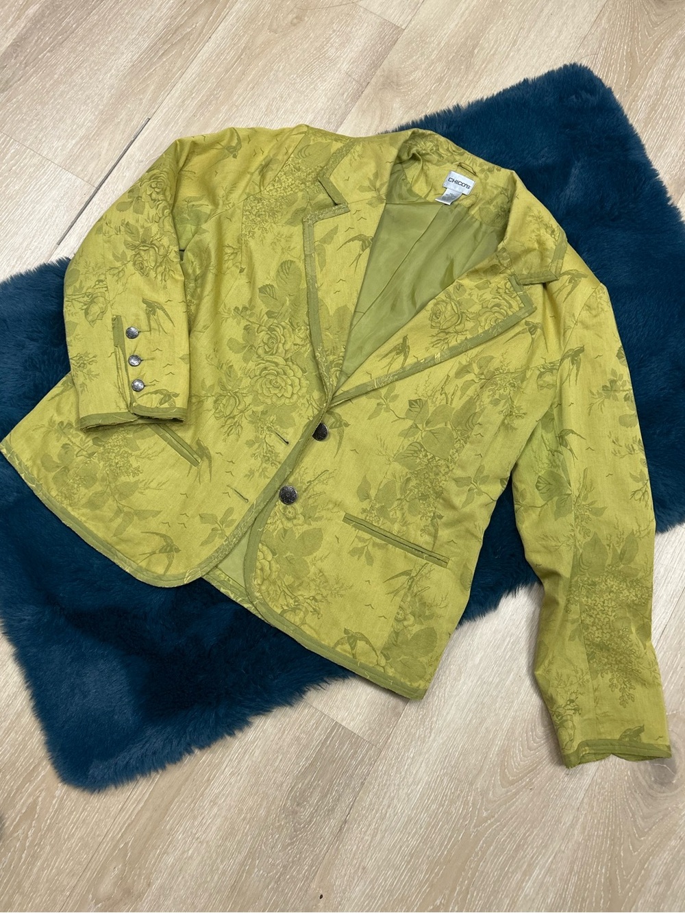 Chico's Olive Green Chartreuse Floral Jacquard lightweight Blazer